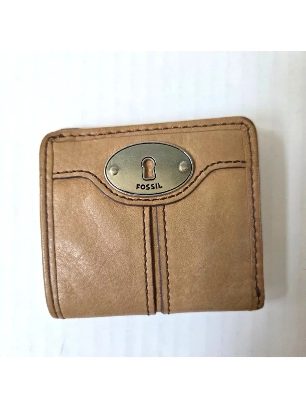 Fossil Wallet Camel Brown Tan Maddox Small Bifold Keyhole Long Live Vintage NEW
